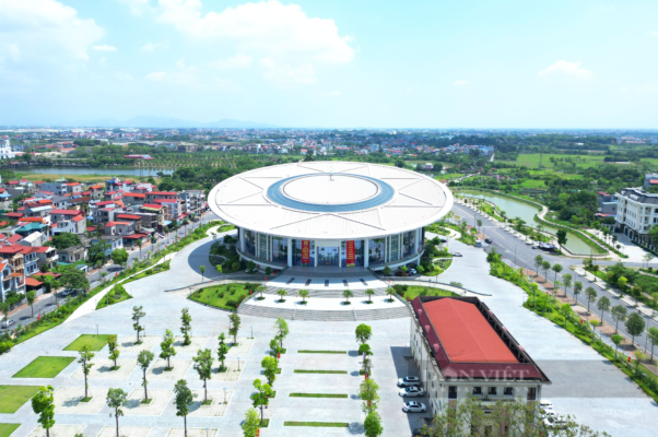 Nhà văn hóa huyện Đông Anh
